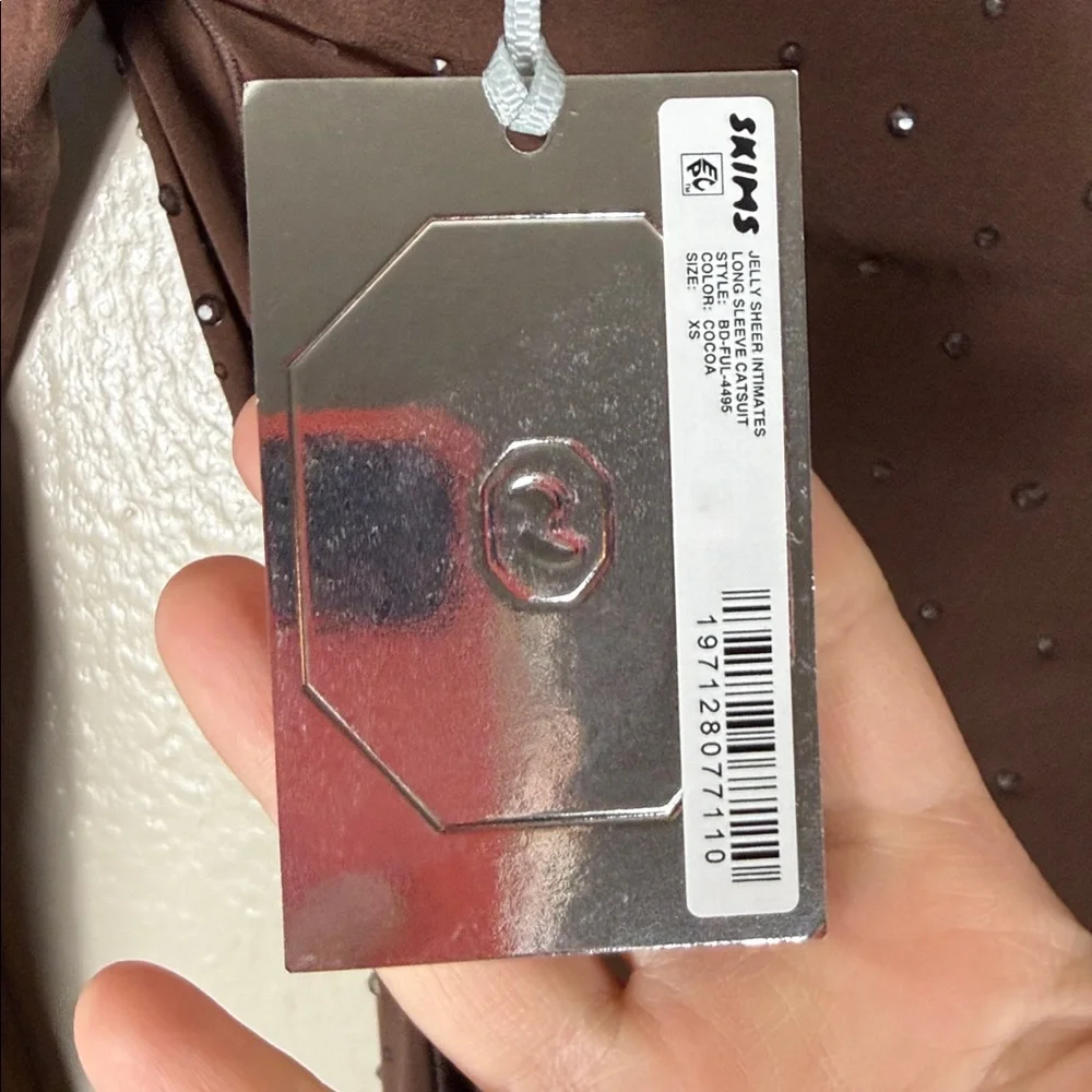 SKIMS X Swarovski Jelly Sheer Long Sleeved Catsuit Cocoa - Picture 6 of 6